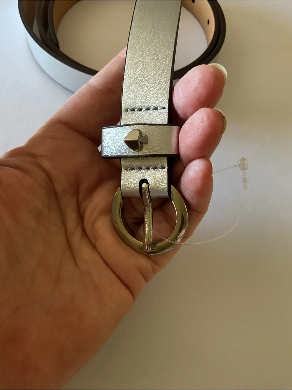 KATE SPADE WOMENS LEATHER BELT SILVER METALLIC SILVER ROUND BUCKLE SIZE XL NWOT